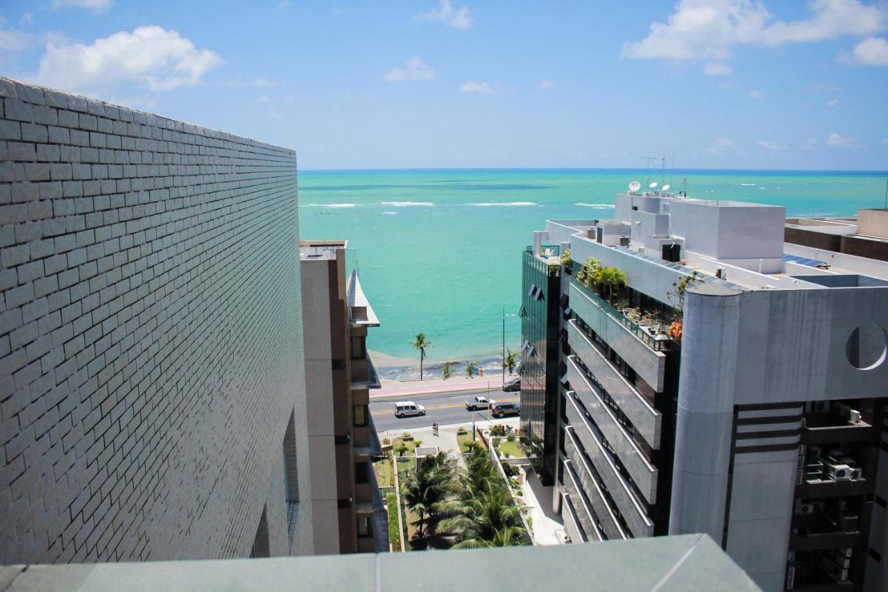 Luxuoso Beira Mar 03 Quartos Apartamento
